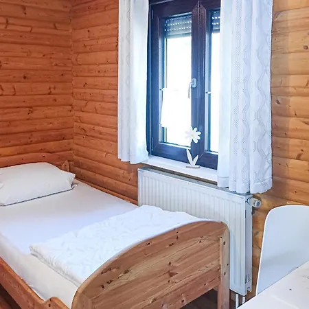 דירה Two-bedroom In אראך
