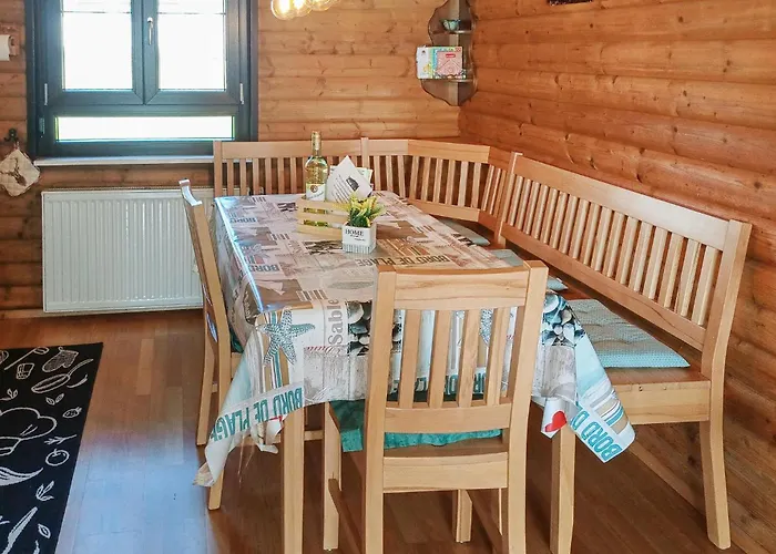 아파트 Two-bedroom In 아라흐